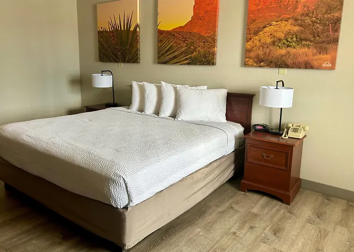 Days By Wyndham West Motel Kingman